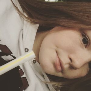 Meet your Posher, Madyson